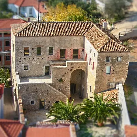 Vincenzo's In Tower Guest house Leonidio